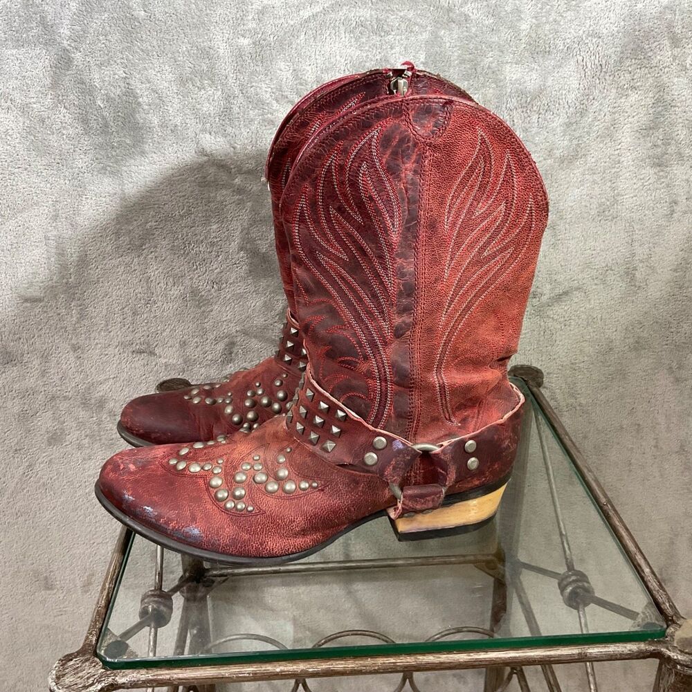 Ariat Rowan Women's Red Leather studded Harness Boots Size 8.5B distressed